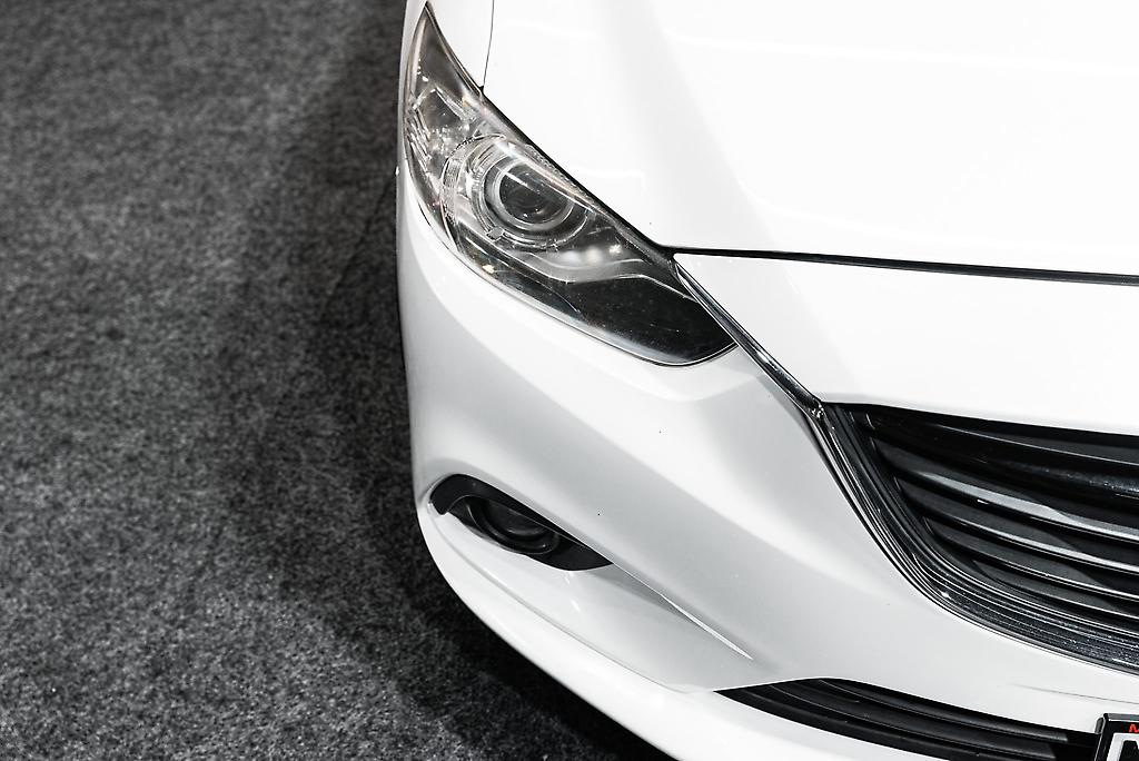 2013 Mazda Atenza