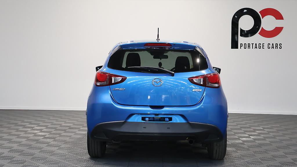 2015 Mazda Demio