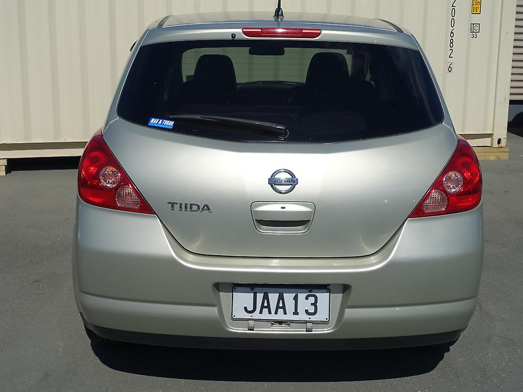 2006 Nissan Tiida