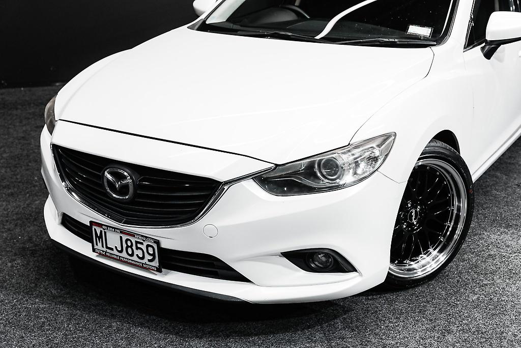 2013 Mazda Atenza