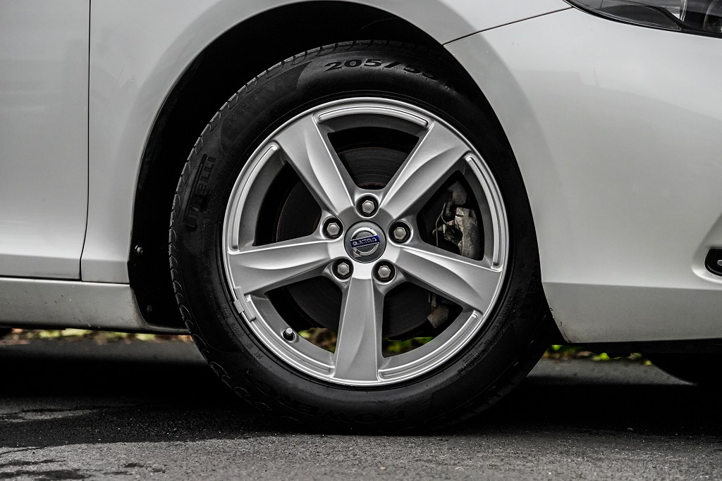 2014 Volvo V40 T4