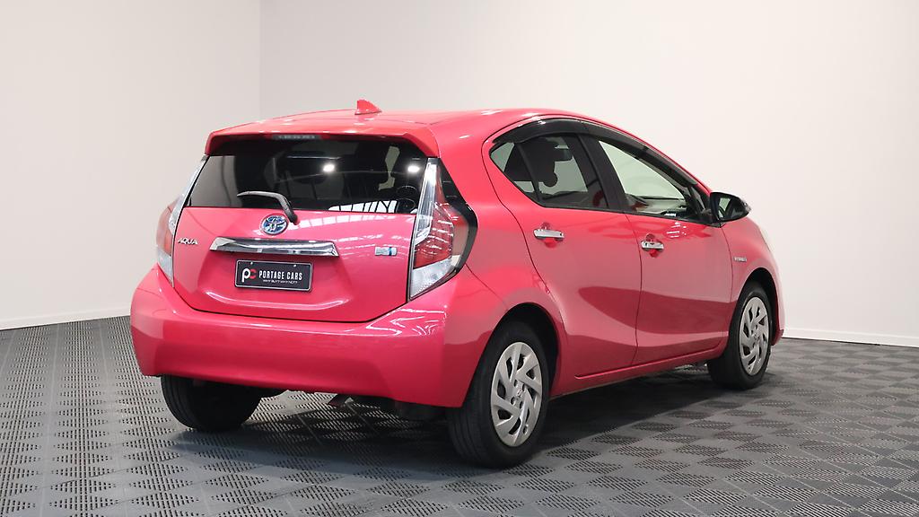 2016 Toyota Aqua