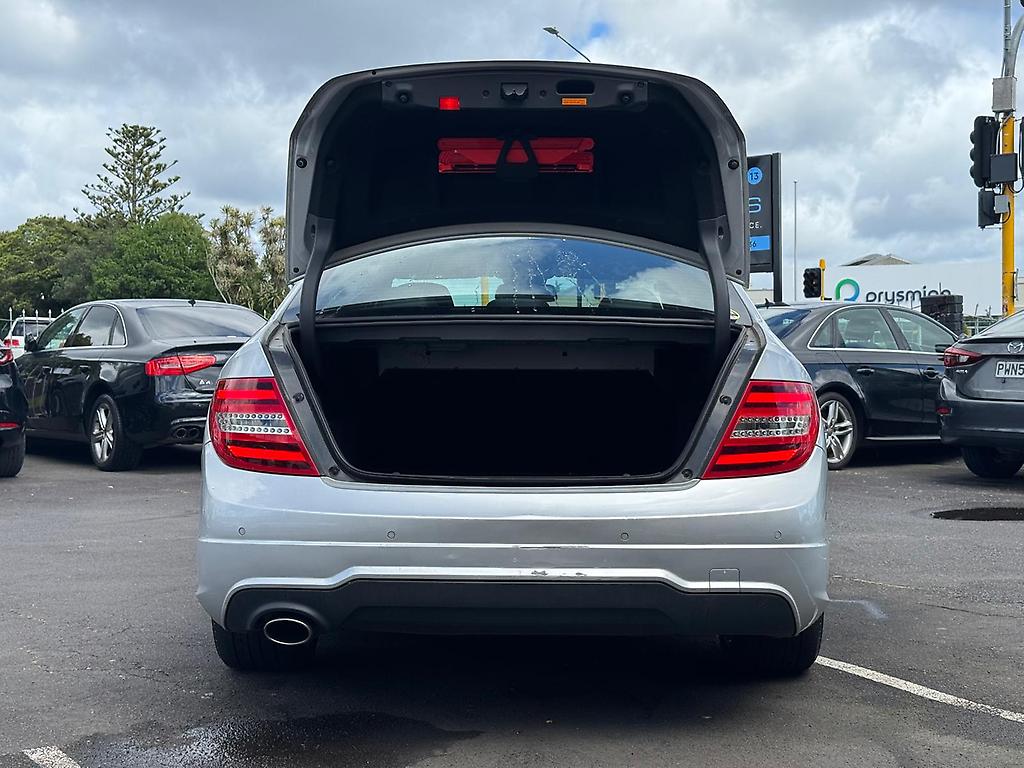 2012 Mercedes-Benz C200