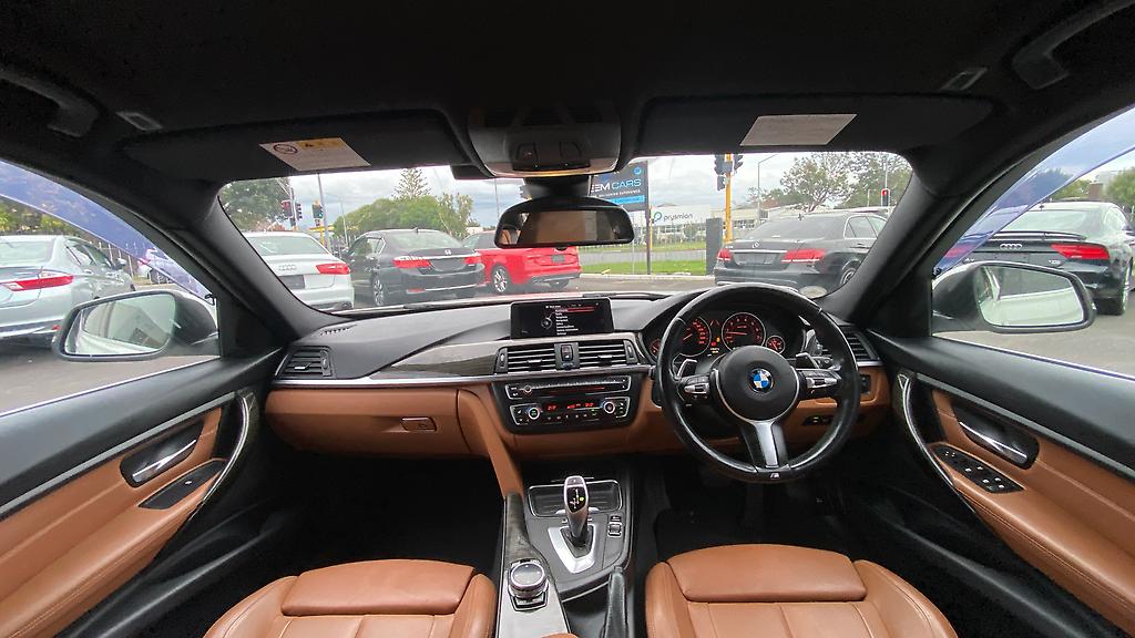2014 BMW 320i M-sports