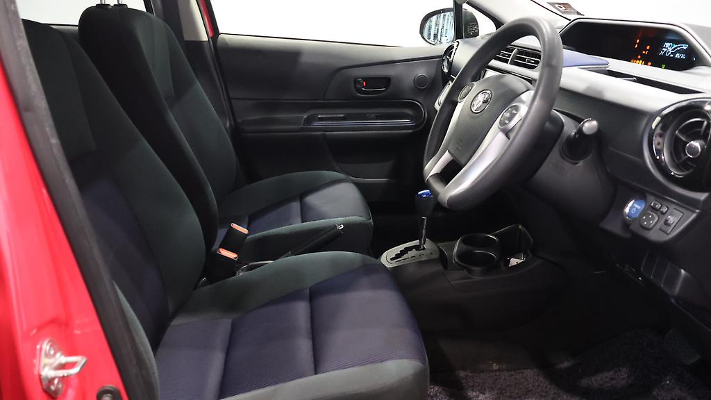 2016 Toyota Aqua