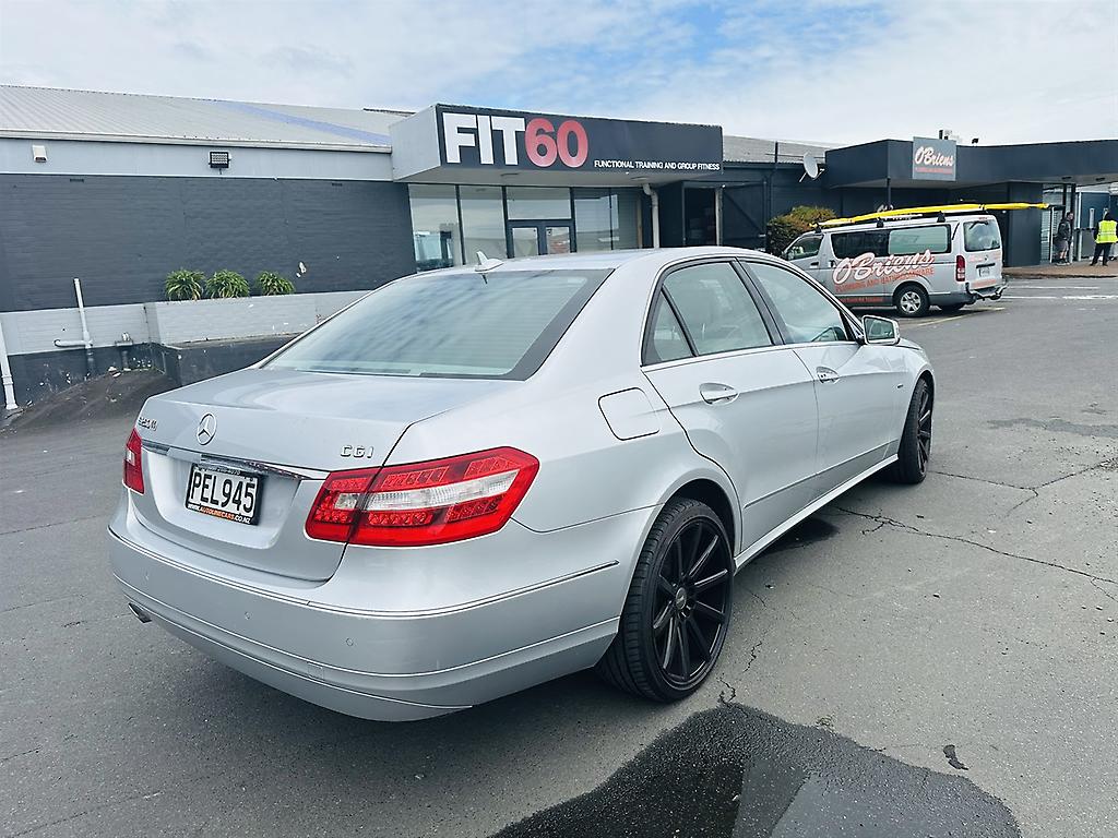 2011 Mercedes Benz E250