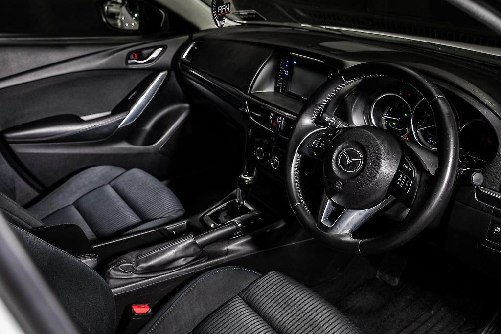 2013 Mazda Atenza