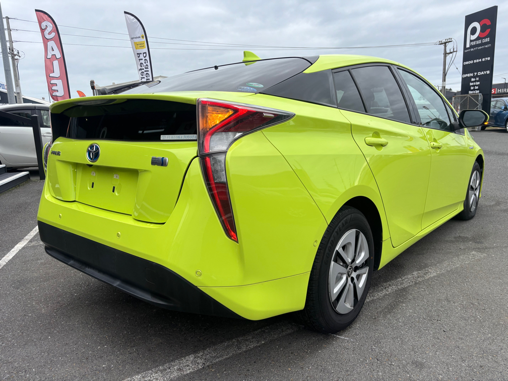 2016 Toyota Prius