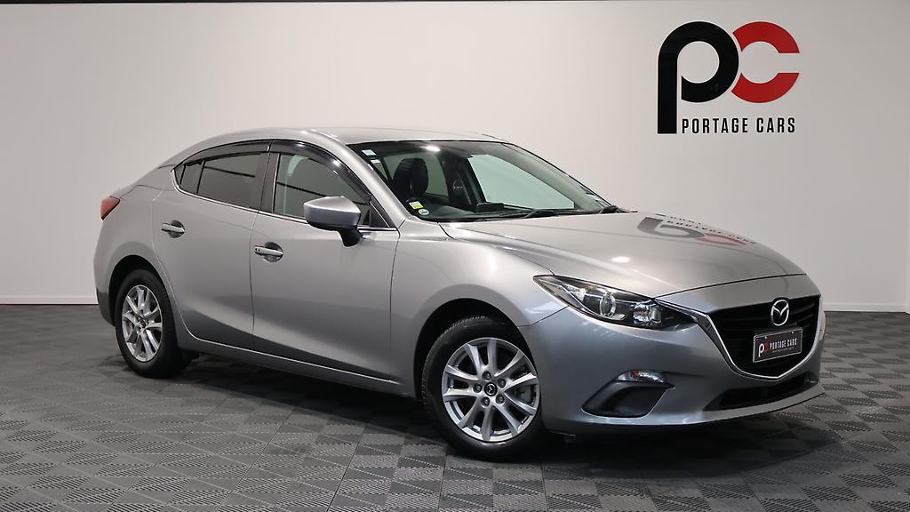 2013 Mazda Axela
