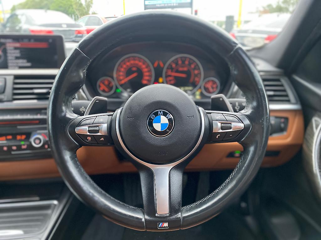 2014 BMW 320i M-sports