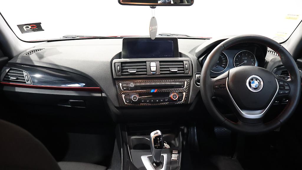 2015 BMW 116i