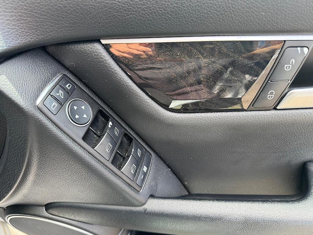 2012 Mercedes-Benz C200