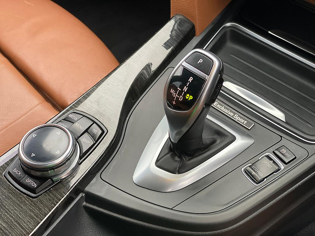 2014 BMW 320i M-sports