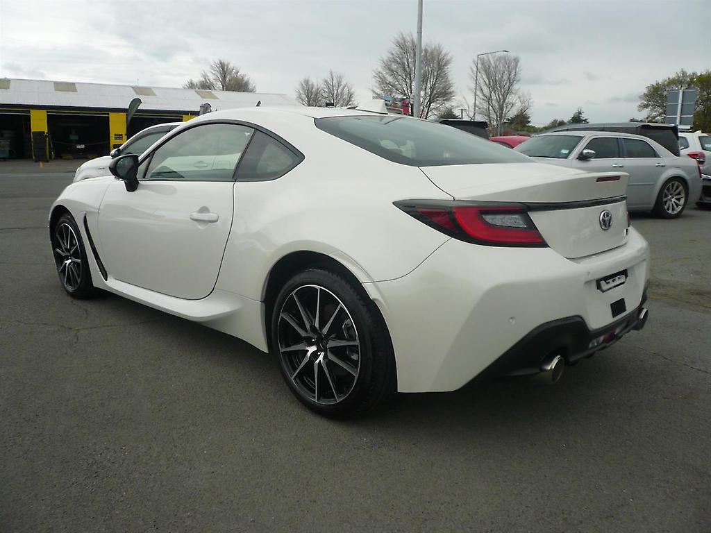 2025 Toyota GR86