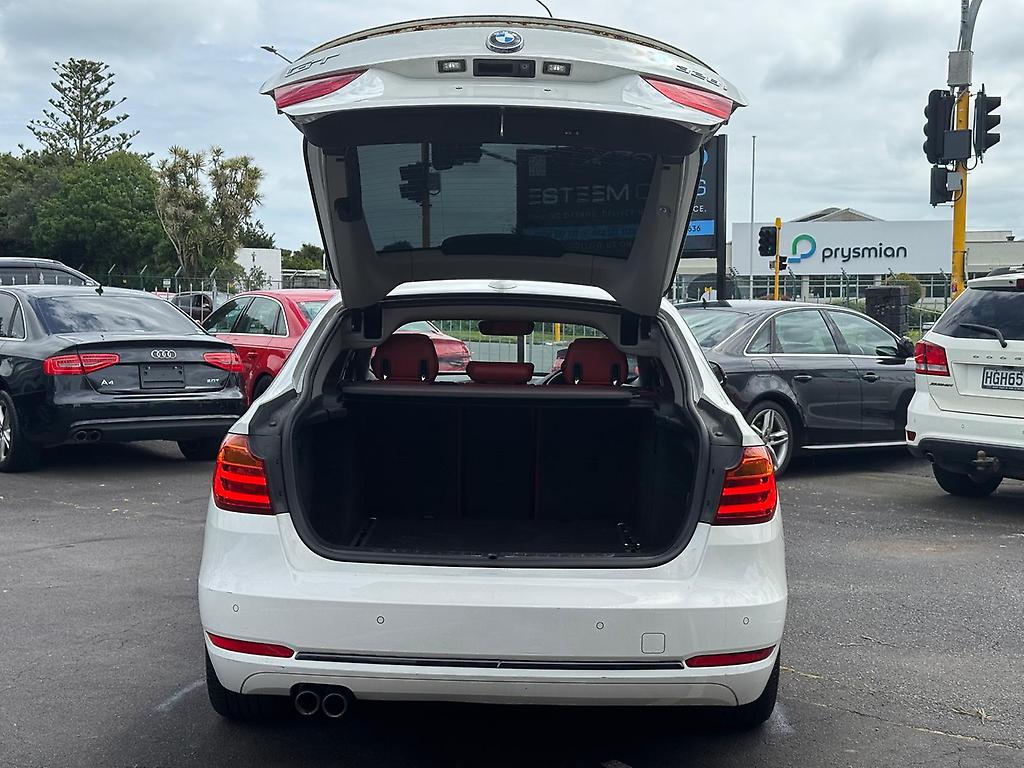 2013 BMW 328i