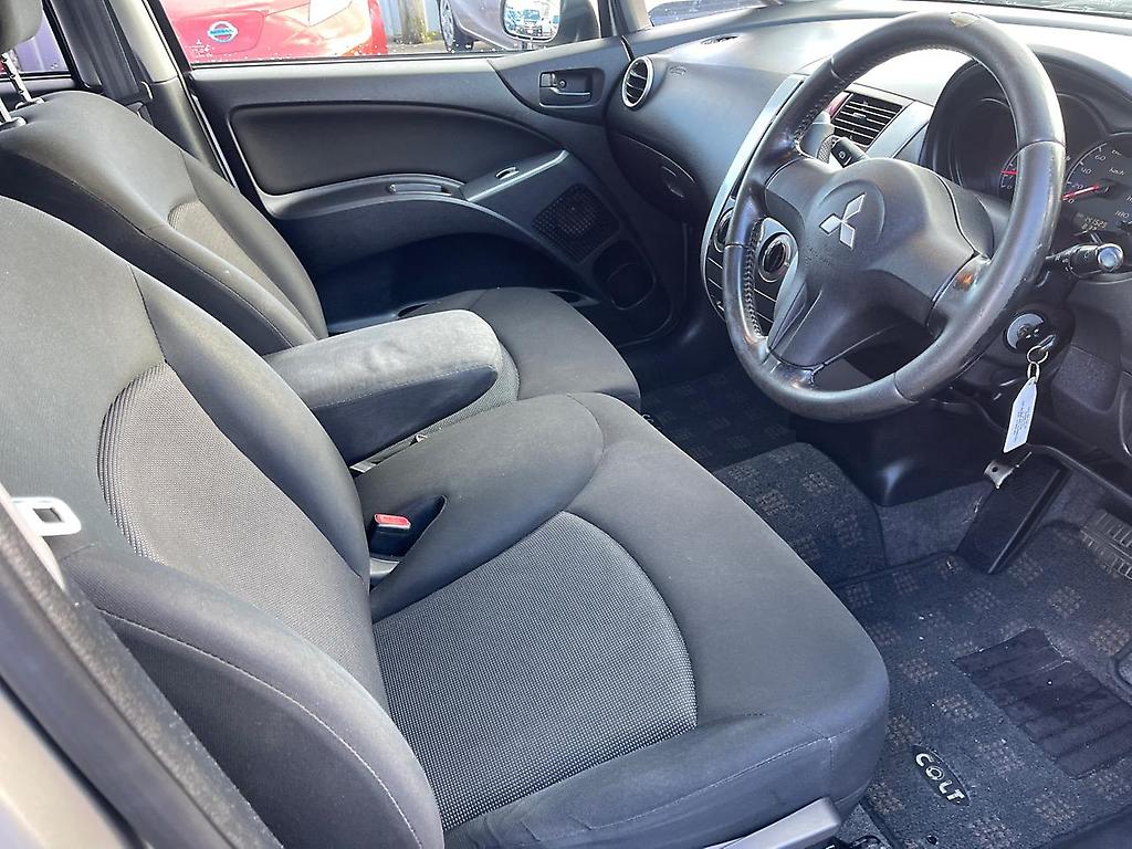 2009 Mitsubishi Colt