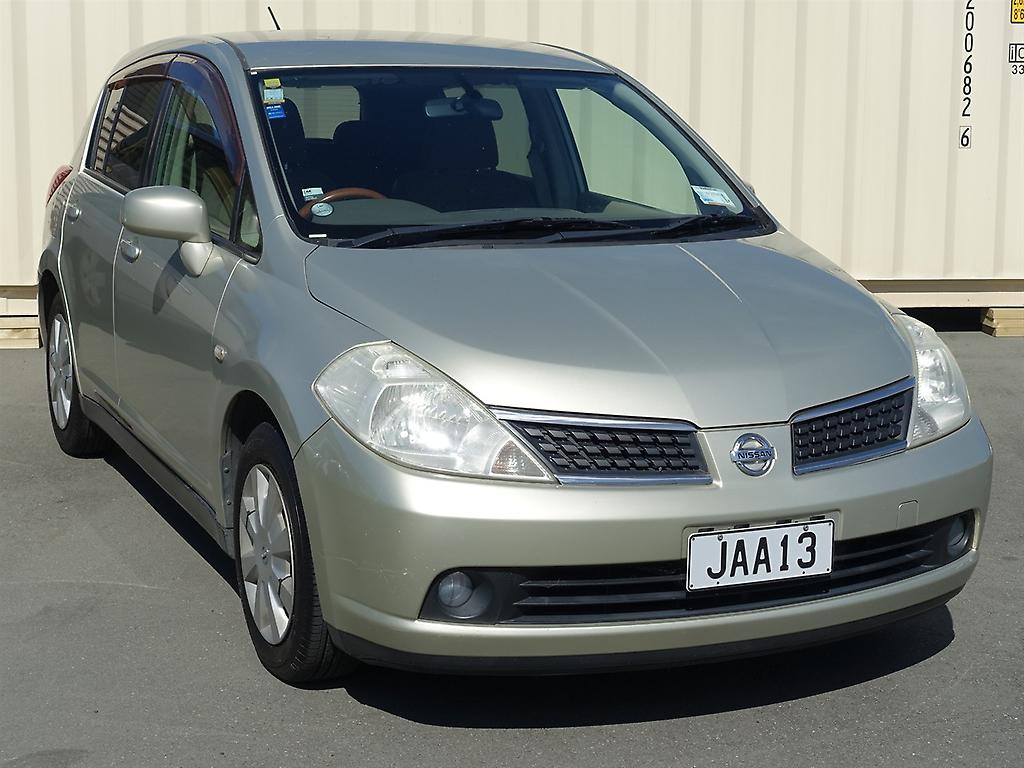 2006 Nissan Tiida