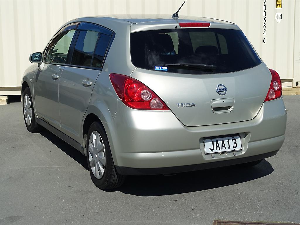2006 Nissan Tiida