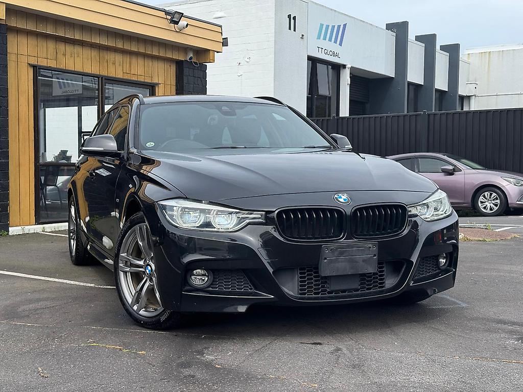 2016 BMW 320i M-sports