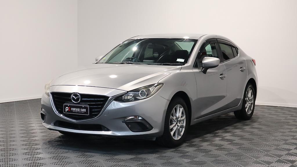 2013 Mazda Axela