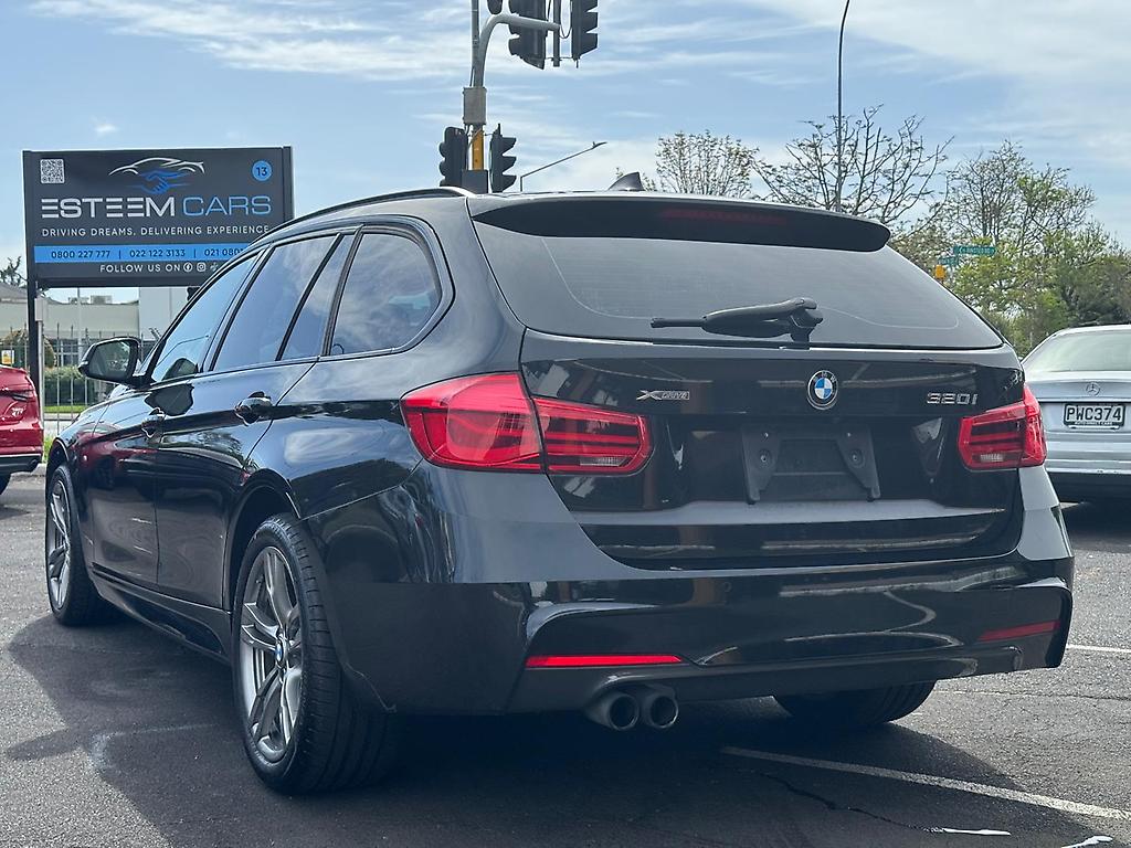 2016 BMW 320i M-sports