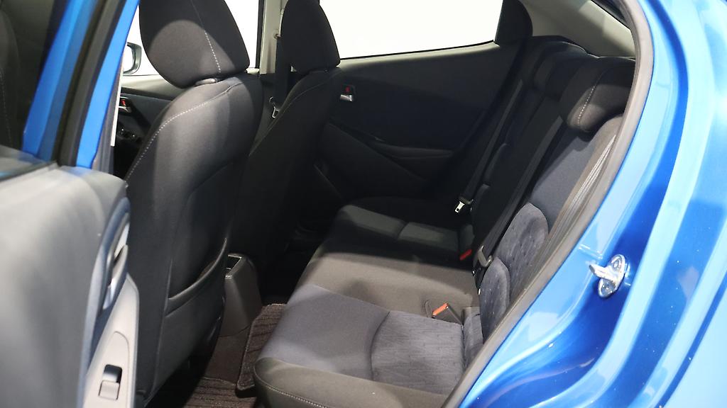 2015 Mazda Demio