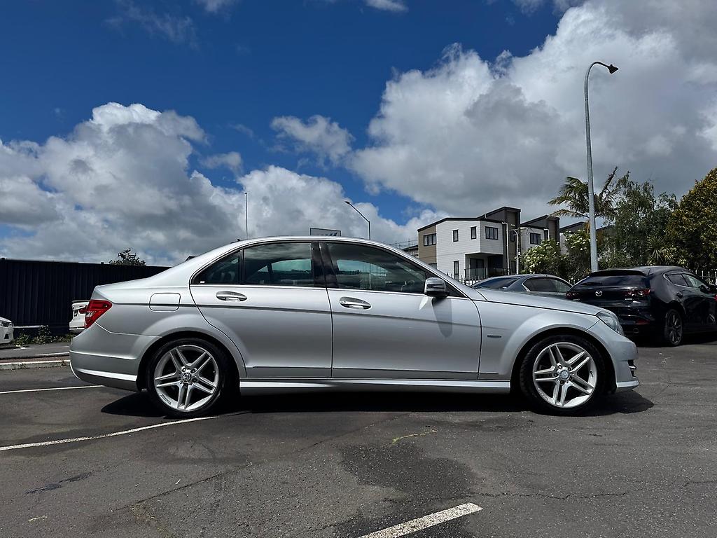 2012 Mercedes-Benz C200