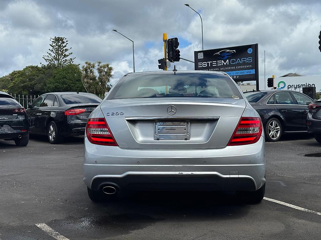 2012 Mercedes-Benz C200
