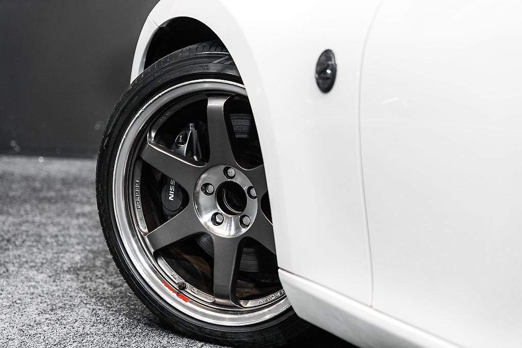2011 Nissan Fairlady