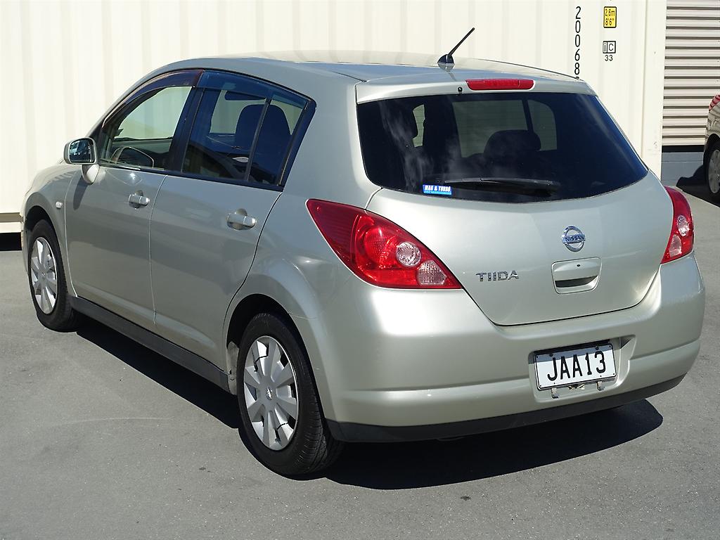 2006 Nissan Tiida