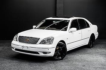 96,999 Km, Sedan, 4290 cc, Petrol engine, Automatic