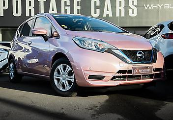 59,123 Km, Hatchback, Hybrid engine, Automatic