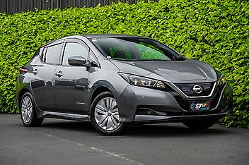 58,250 Km, Hatchback, 0 cc, Electric engine, Automatic