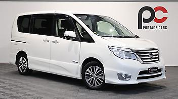 102,900 Km, People Movers, 1997 cc, Hybrid engine, Automatic