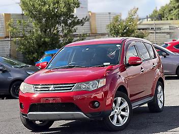 150,502 Km, Station Wagon, 2352 cc, Petrol engine, Automatic