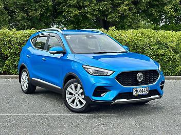 47,025 Km, RV-SUV, 1500 cc, Petrol engine, Automatic