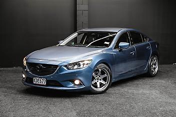 170,000 Km, Sedan, 2488 cc, Petrol engine, Tiptronic