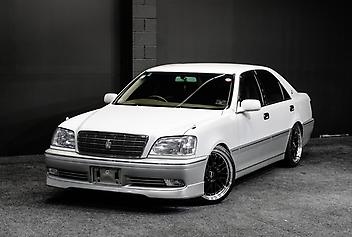 82,000 Km, Sedan, 2500 cc, Petrol engine, Automatic