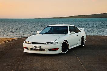 208,000 Km, Coupe, 1998 cc, Petrol engine, Manual