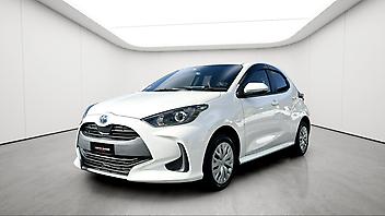 136,000 Km, Hatchback, 1500 cc, Hybrid engine, Automatic