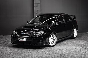 118,000 Km, Sedan, 2450 cc, Petrol engine, Automatic