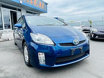 112,019 Km, Sedan, 1797 cc, Hybrid engine, Automatic