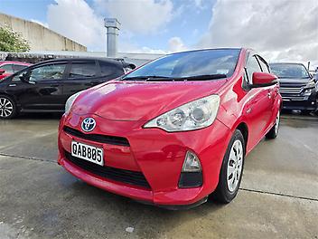 59,814 Km, Hatchback, 1500 cc, Hybrid engine, Automatic
