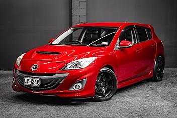 100,000 Km, Hatchback, 2260 cc, Petrol engine, Manual