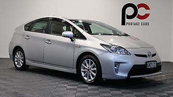 75,026 Km, Hatchback, 1797 cc, Hybrid engine, Automatic