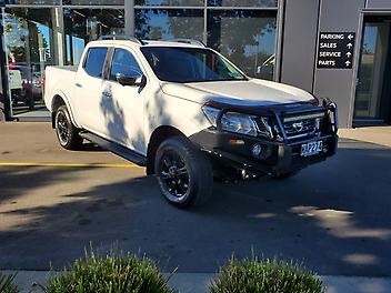 155,000 Km, Utility, 2298140 cc, Diesel engine, 7-gear automated manual