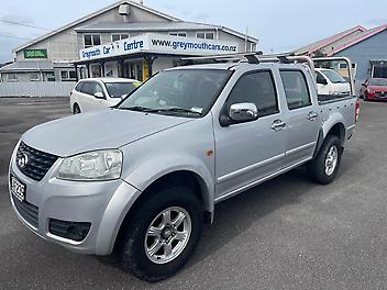 176,676 Km, Ute, 2378 cc, Petrol engine, Manual