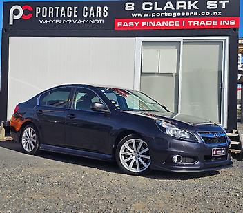 76,035 Km, Hatchback, 2500 cc, Petrol engine, Automatic