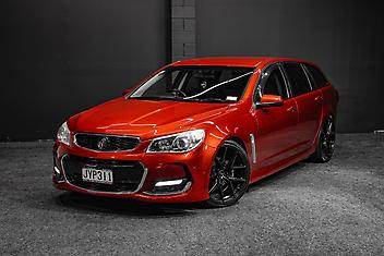 165,000 Km, Station Wagon, 3564 cc, Petrol engine, Automatic