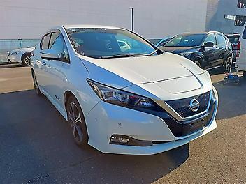92,000 Km, Hatchback, 0 cc, Electric engine, Automatic